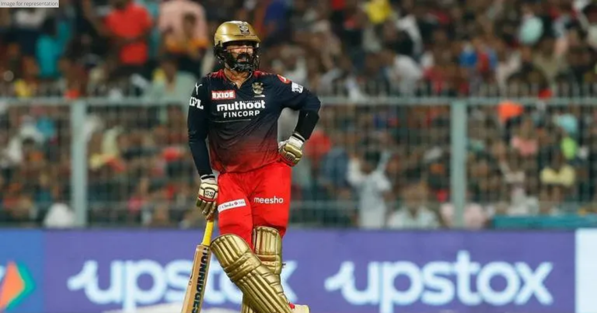 IPL 2022: RCB's Dinesh Karthik reprimanded for breaching Code of Conduct